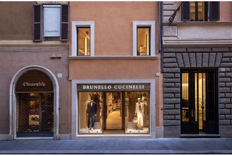 via condotti lavora con noi